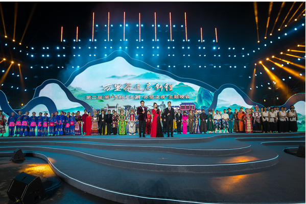 2023.12.12，舉辦萬(wàn)里茶道啟新程第二屆湖北鄉(xiāng)村音樂(lè)潮“赤壁之夜”主題晚會(huì)