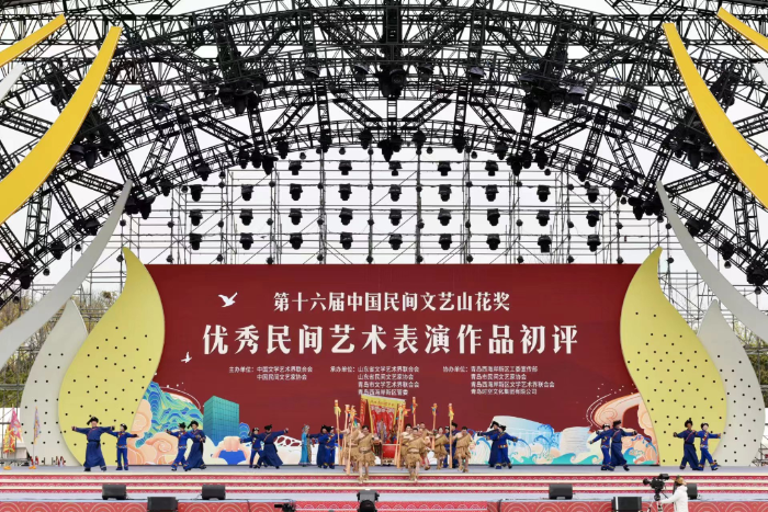 2023年4月21日，選送《土家擺手歌舞》參加全國民間優(yōu)秀廣場歌舞展演，入圍第十六屆中國民間文藝山花獎·優(yōu)秀民間藝術(shù)表演（恩施州文聯(lián)供圖）