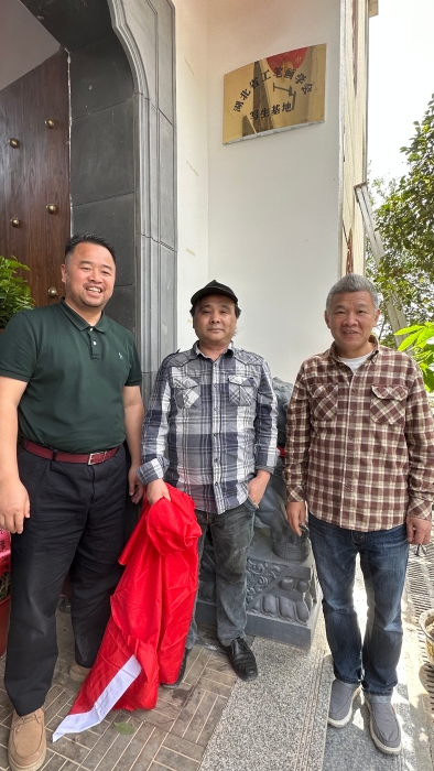 5、湖北省工筆畫(huà)學(xué)會(huì)零點(diǎn)藝術(shù)農(nóng)場(chǎng)寫(xiě)生基地掛牌儀式