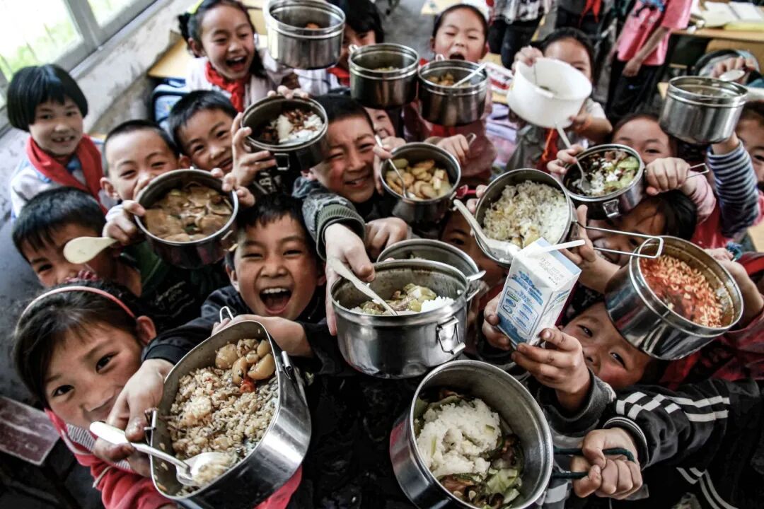 歡樂的午餐 江漢攝.jpg