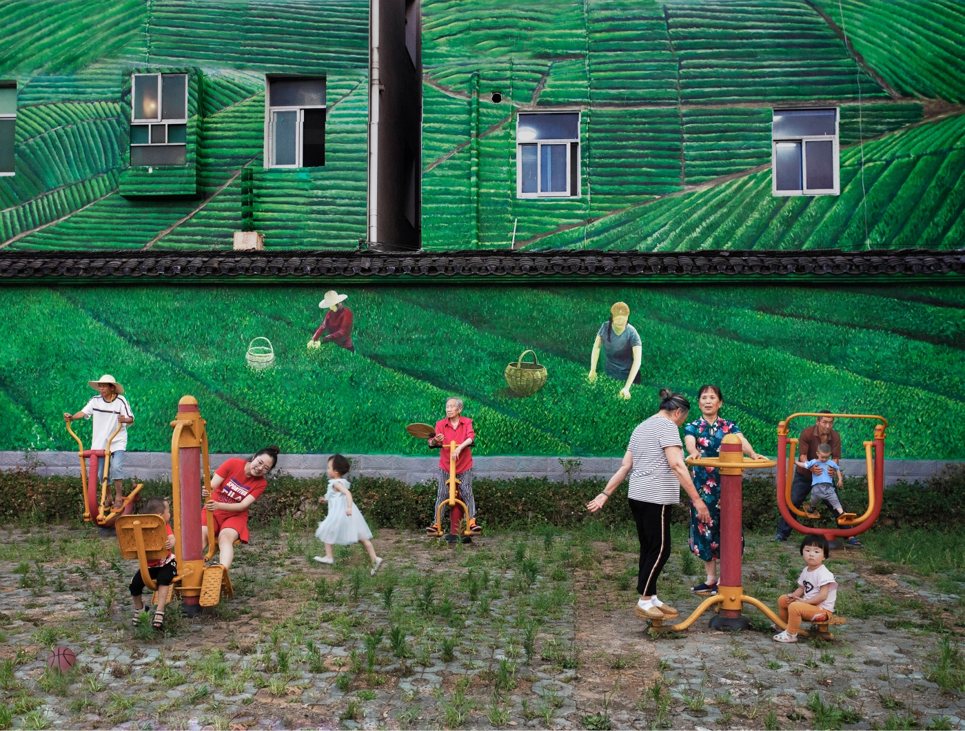 郭秀琴《鄉(xiāng)村健身圖》