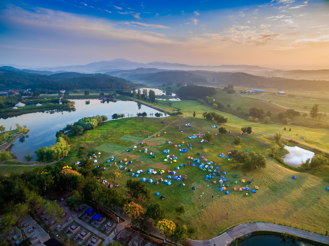 史棟華《夢(mèng)醒草原》