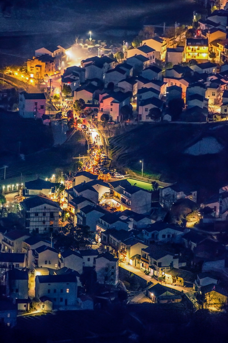 周漢華《美麗木蘭夜景》